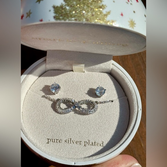 SPARKLE ALLURE NWT ORNAMENT Jewelry Gift Set - Picture 5 of 6